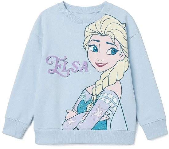 Lichtblauwe sweater voor kinderen met een grote Elsa-print en de tekst 'Elsa' op de voorkant.
