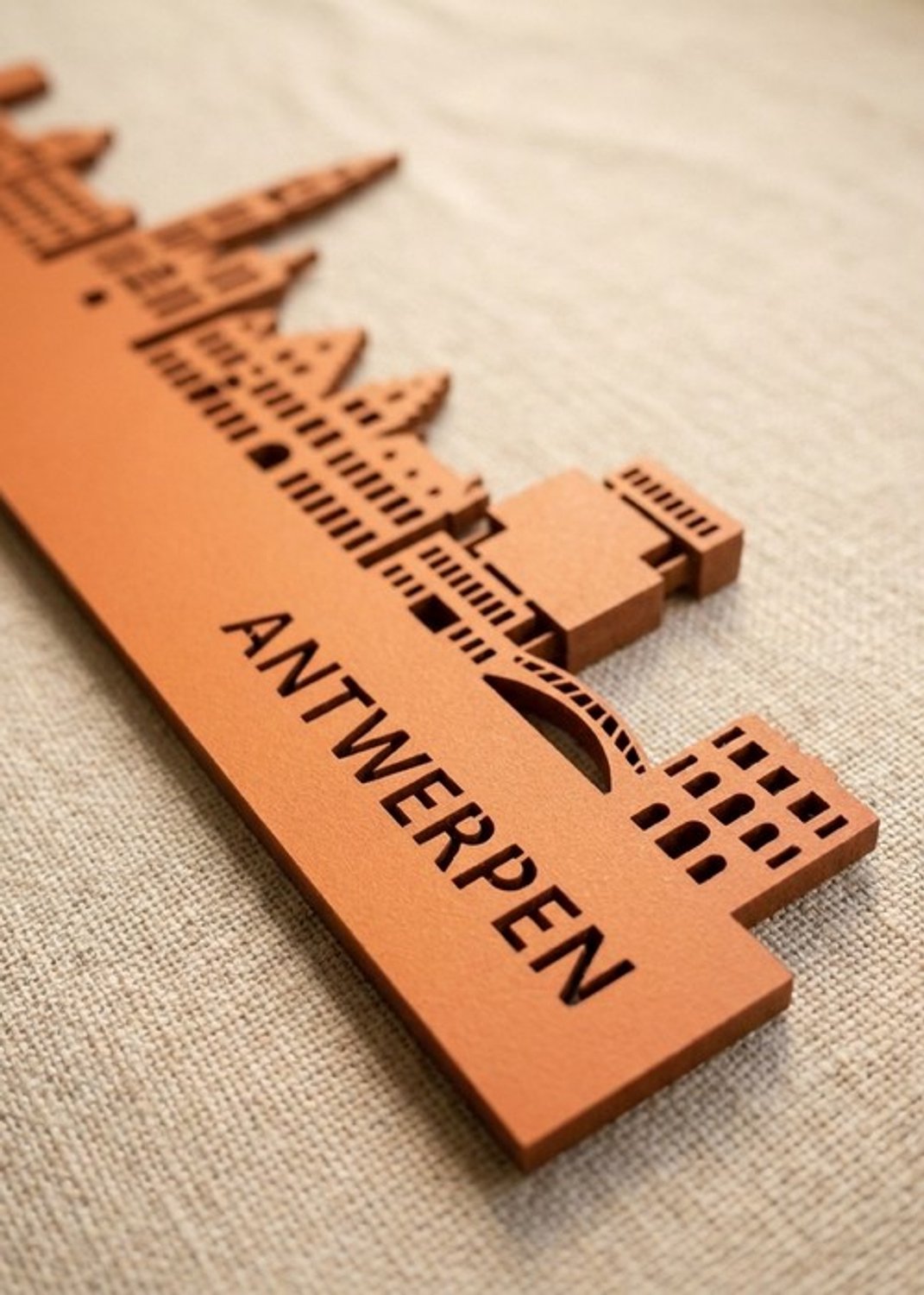 Houten Skyline Antwerpen | Wanddecoratie voor aan de muur | Oranje MDF | 100 x 20 cm