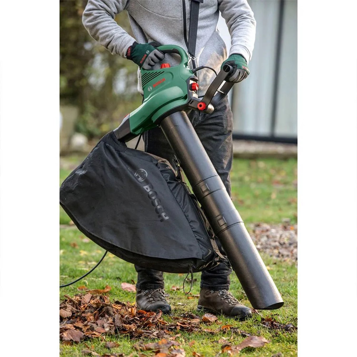 Bosch UniversalGardenTidy 3000 Corded Leaf Blower - 3000 W