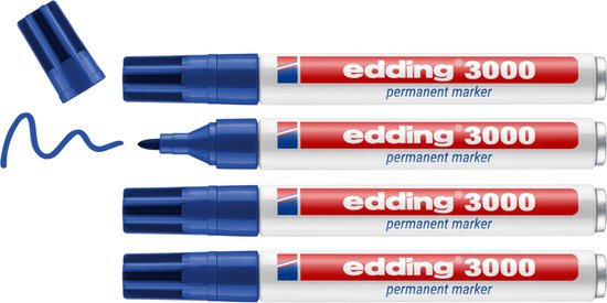 Vier blauwe Edding 3000 permanent markers met dop en een getekende blauwe lijn.
