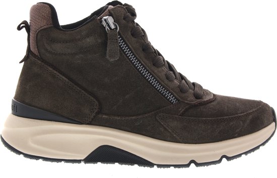 Bruine suède Gabor veterschoen met rits, beige zool en donkerbruine hiel.