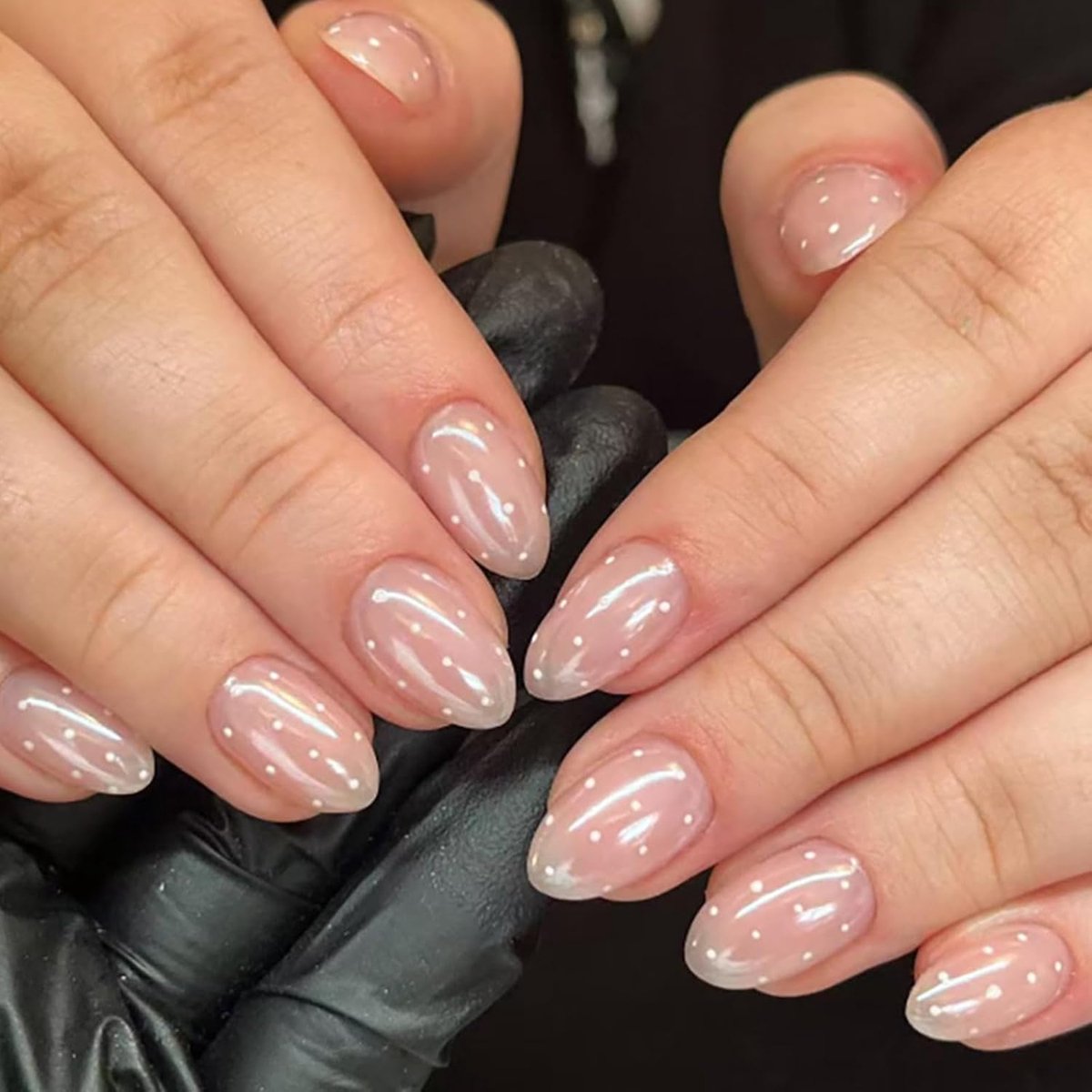 24 stuks press on nails, French kort, amandel, nude, roze nagels om op te plakken, acryl, kunstnagels, stippen, design, kunstnagels om op te plakken, natuurlijke nepnagels voor vrouwen, nail