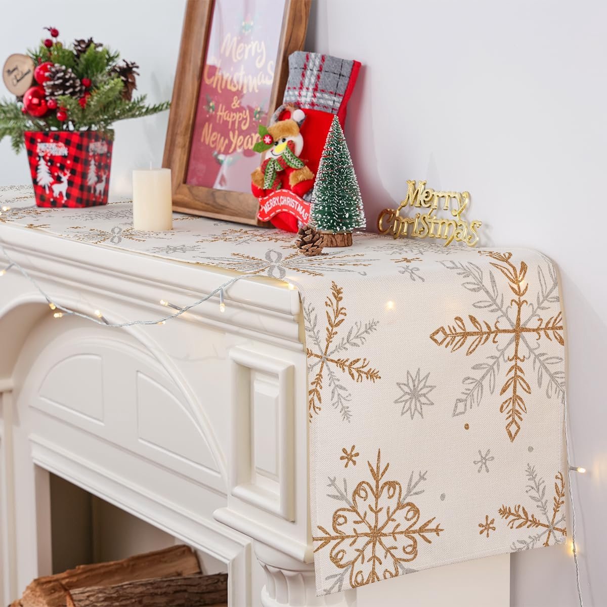 Witte en Gouden Sneeuwvlok Tafelloper voor Winter en Kerstdecoratie