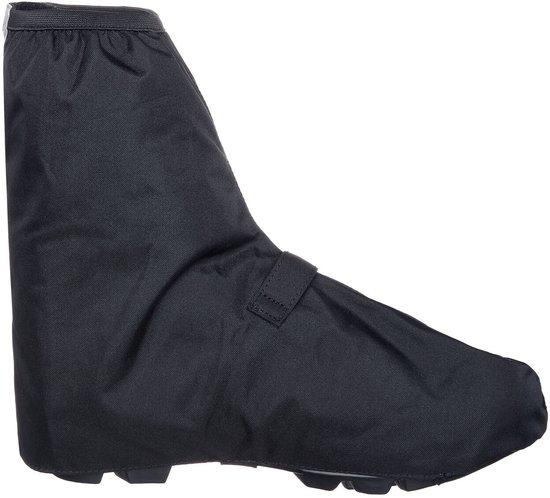 Zwarte fietshoes met klittenbandsluiting op de wreef en zichtbare zool.