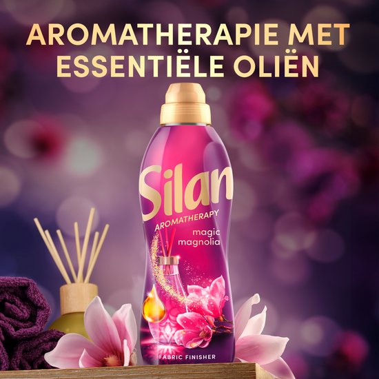Bouteille d'adoucissant Silan Aromatherapy Magic Magnolia avec des fleurs et le texte 'Aromathérapie avec huiles essentielles'.