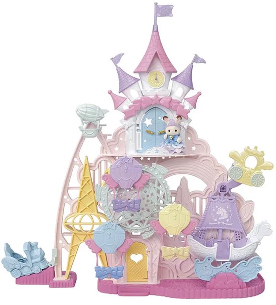 Roze Sylvanian Families Baby Droompark met kasteel en veel attracties.