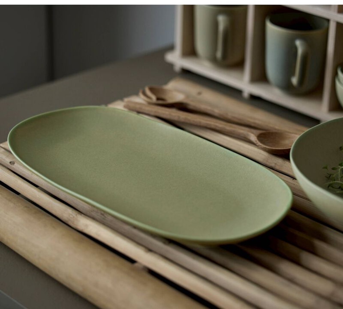 Villa Collection Shoku Serveerschotel 34 x 18 x 2,5 cm Pure Green