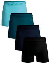 Vier Muchachomalo boxershorts in verschillende blauw- en zwarttinten, met elastische tailleband met logo.