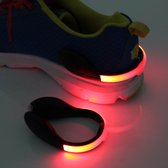 LED-schoenclips met USB-oplaadfunctie voor hardlopen in het donker, RGB-stroboscoop en constante kleurflits, veiligheidsclips voor hardlopen, joggen, wandelen en fietsen - rood (één paar)
