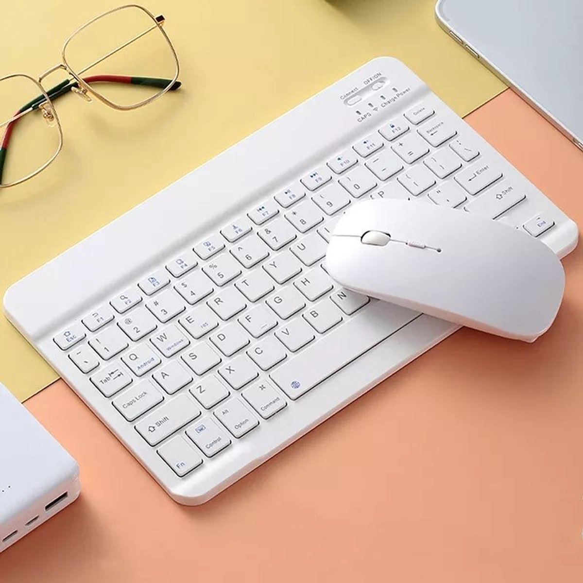 Premium Draadloos Toetsenbord Met Muis - QWERTY - Ergonomisch - Geschikt Voor Tablet, Ipad, Telefoon, Laptop - Kleur WIT