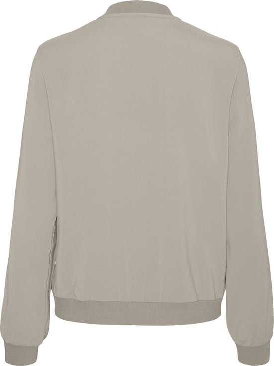 Beige bomberjack met geribde kraag, manchetten en zoom, van achteren gezien.