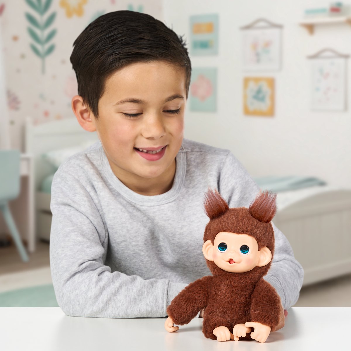 Little Live Pets - My Baby Monkey minis 'Chikki Cherry' baby-aapje - Interactieve pluchen knuffel — cadeau in Spellen & Speelgoed - foto 6