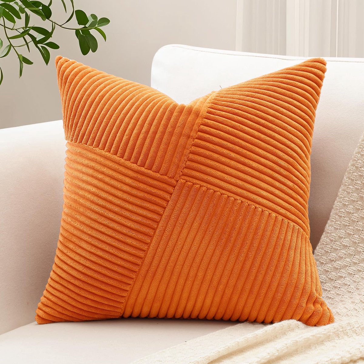Unyqoos Stijlvolle oranje corduroy kussenhoes met gestreept patroon voor diverse interieurs