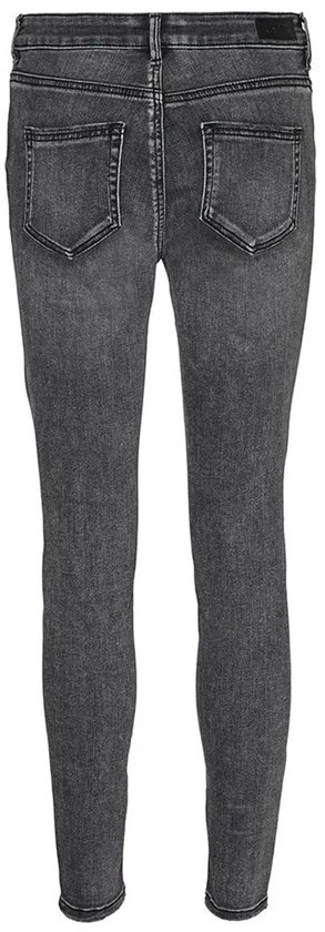 Dames skinny jeans in donkergrijs denim, gezien vanaf de achterkant.