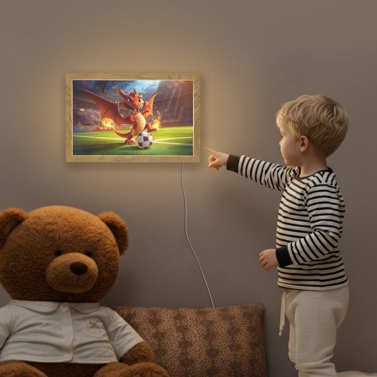 Nachtlampje 30x20 cm - Kinder lampje - Draak - Voetbal - Vuur - Stadion - Tafellamp kinderkamer - Slaapkamer lamp - Bedlamp kinderen - Kinderlampje stopcontact - Wandlamp babykamer - Nachtlampjes van OnlyWow — afbeelding 5
