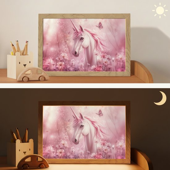 Nachtlampje 30x20 cm - Kinder lamp - Eenhoorn - Roze - Vlinders - Bloemen - Tafellamp kinderkamer - Slaapkamer lamp - Bedlamp kinderen - Kinderlampje stopcontact - Wandlamp babykamer - Nachtlampjes van DecoAction — afbeelding 4