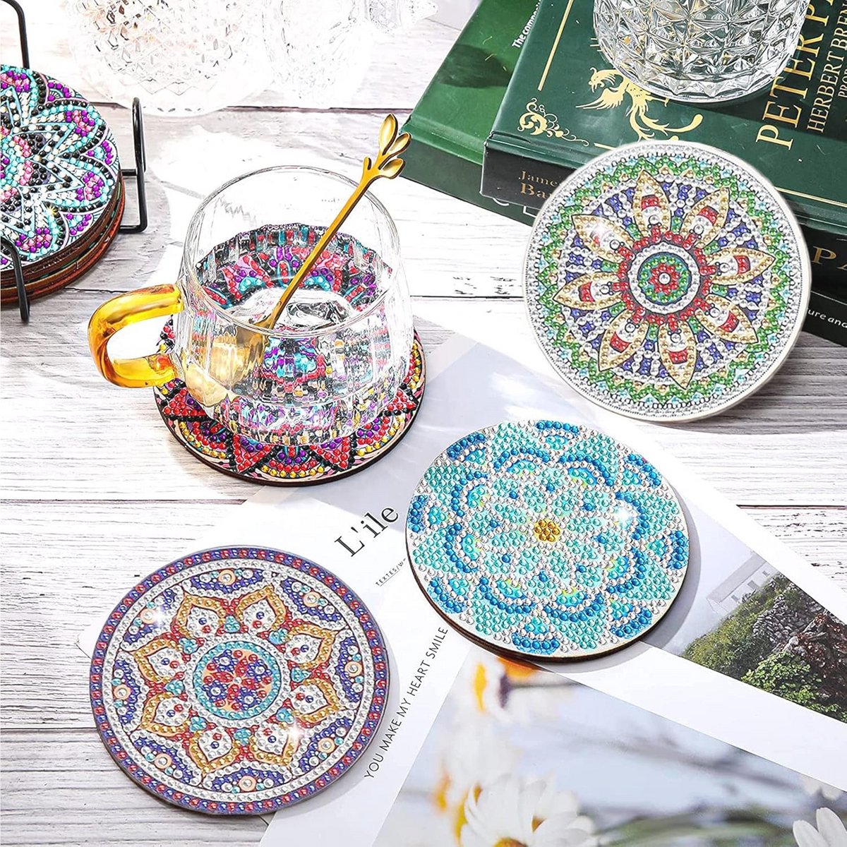 Set van 8 Herbruikbare Mandala Onderzetters met Houder en Montage Gereedschap