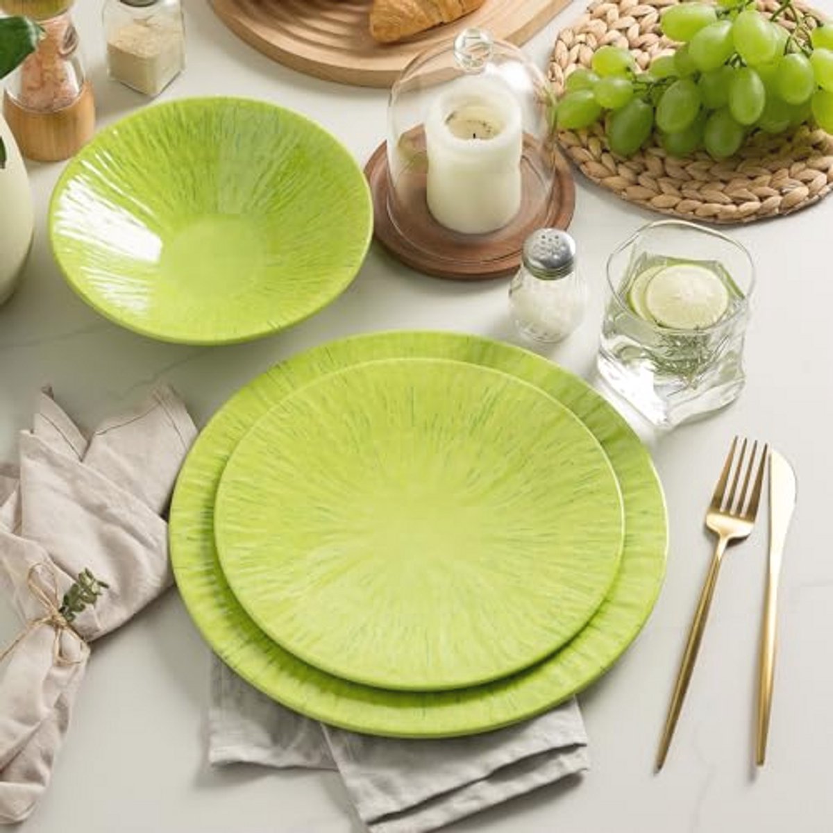 Melamine Serviesset 12-delig - Onbreekbare Borden en Kommen voor 4 Personen - Vaatwasmachinebestendig en Geschikt voor binnen en buiten
