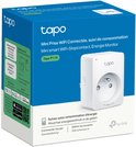 Verpakking van de Tapo P110 slimme stekker, met afbeeldingen van de stekker en functionaliteiten zoals timer en stembediening.