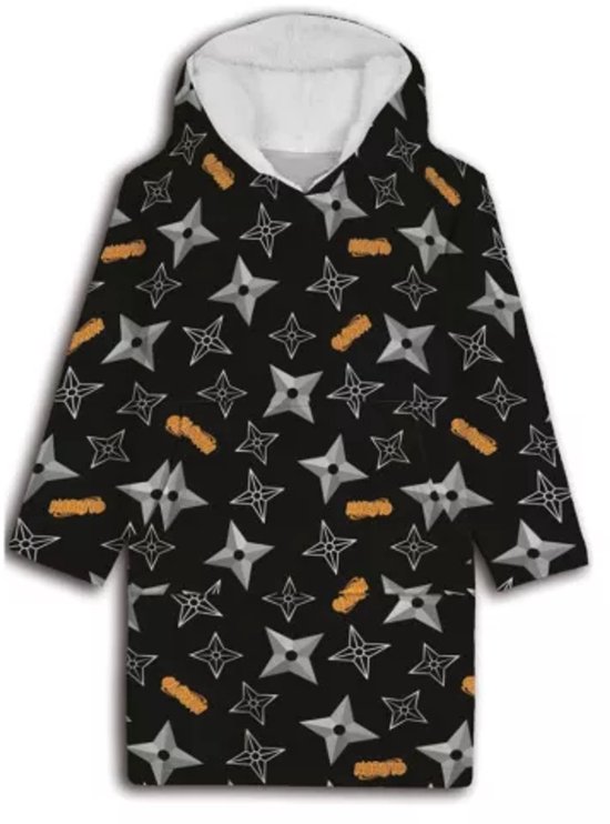 Zwarte hoodie fleecedeken met witte shuriken en oranje Naruto-logo's.