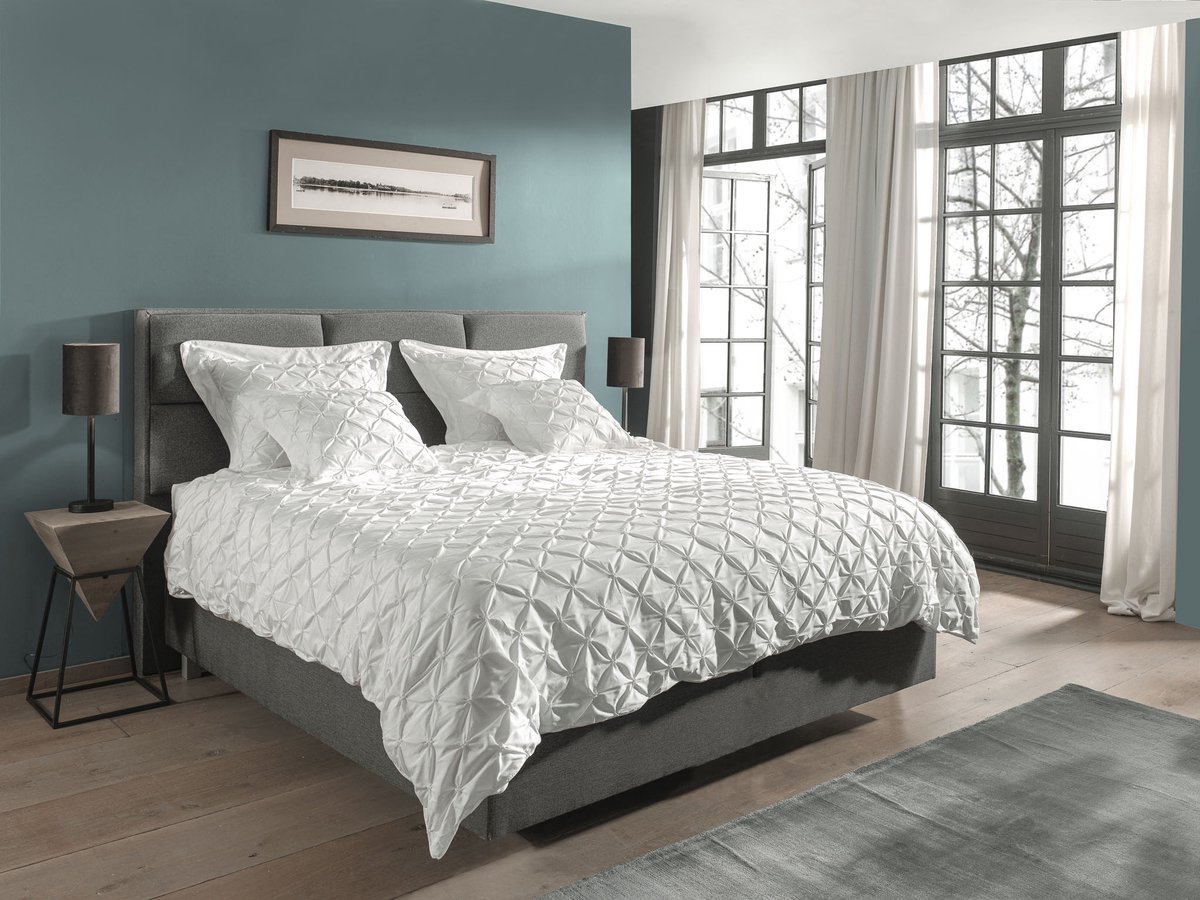 Yellow Como-3 Dekbedovertrek - Tweepersoons - Percale - 200x200-220cm - Wit Yellow