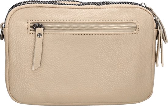 Achterkant van een beige leren crossbody tas met één ritsvak.