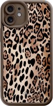 Casimoda® hoesje - Geschikt voor iPhone 12 - Luipaard print bruin - Effen telefoonhoesje met lensbescherming - TPU - Backcover - Bruin/beige