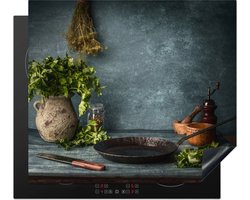 Inductie beschermer - Inductie Mat - Kookplaat beschermer - food-background-with-cast-iron-pan-knife-and-kitchen-herbst-on-rustic-table-side-view-copy-space-for-your-design-dmvvq395-v2 - 60x52 cm - Afdekplaat inductie - Inductiebeschermer