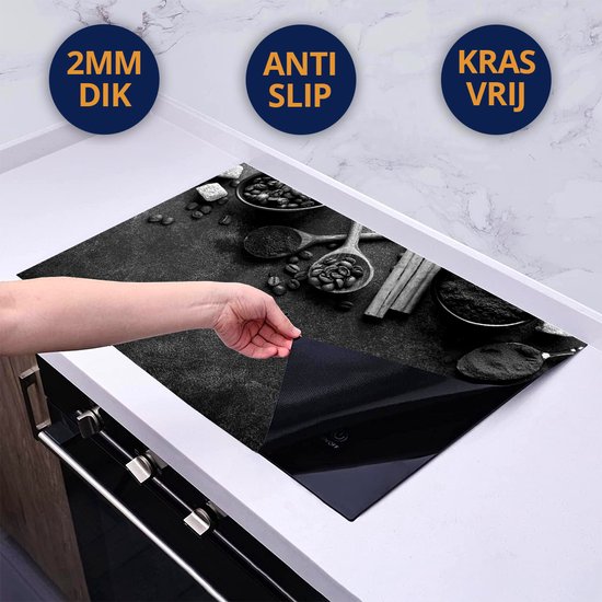 Chefcare Inductie Beschermer Koffiebonen met Kaneelstokjes - Zwart Wit - 85x52 cm - Afdekplaat Inductie - Kookplaat Beschermer - Inductie Mat