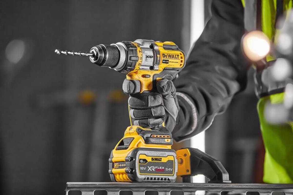 DeWalt DCD999 18V slagboormachine met 3 versnellingen thumbnail 5