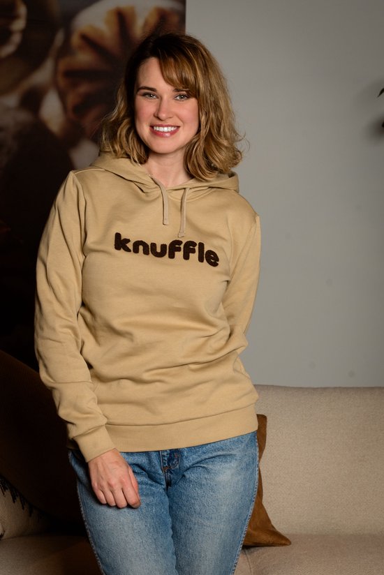 Knuffle Classic Hoodie® | Van het bekende Nederlandse merk Knuffle® | Linda: "De perfecte hoodie. Stijlvol en comfortabel" | Duurzaam geproduceerd in Portugal | Vanaf kindermaat 122 tm XL voor volwassenen | In 4 kleuren, dit is maat XS, kleur Beige