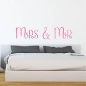 Muursticker Mrs & Mr - Roze - 80 x 18 cm - slaapkamer engelse teksten