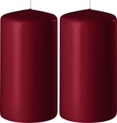 2x Bordeauxrode cilinderkaarsen/stompkaarsen 6 x 12 cm 45 branduren - Geurloze kaarsen bordeauxrood - Woondecoraties