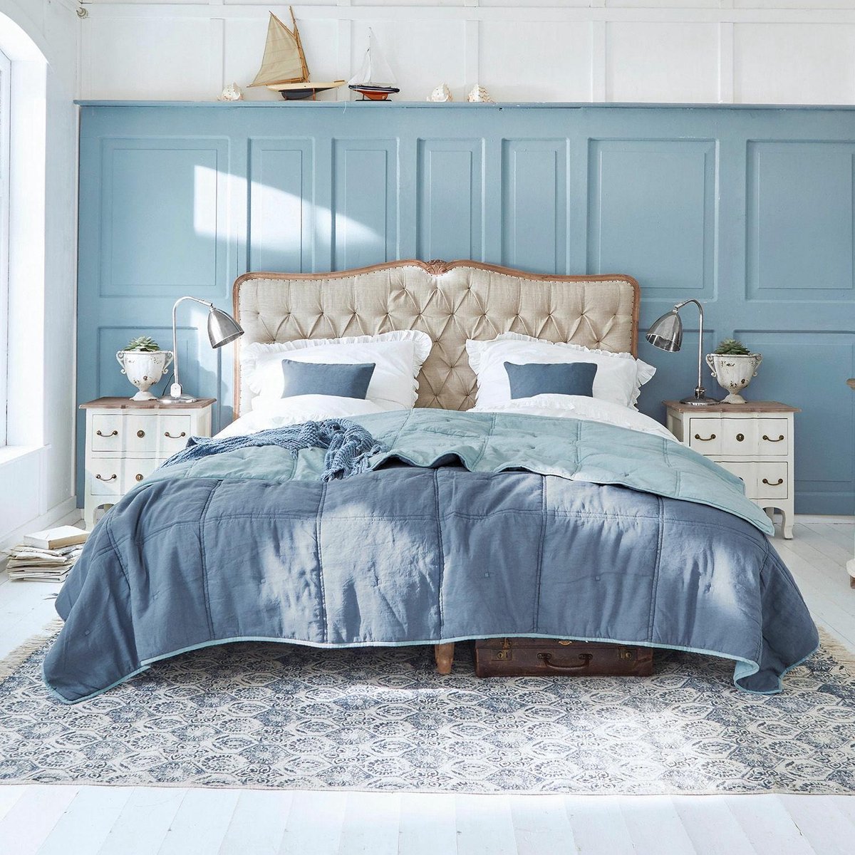 Loberon Bed Declaire linnen/bruin