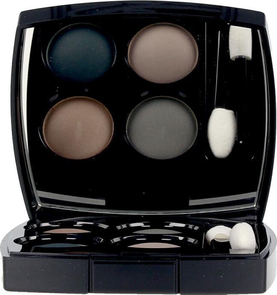 Chanel LES 4 Ombres Blurry Blue 2g, 美容＆個人護理, 健康及美容- 皮膚護理, 化妝品- Carousell