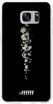 6F hoesje - geschikt voor Samsung Galaxy S7 Edge -  Transparant TPU Case - White flowers in the dark #ffffff
