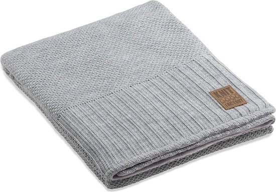 Knit Factory Lynn Gebreid Plaid - Wollen deken met teddy voering - Teddy deken - Woondeken - Kleed - plaid - Licht Grijs - 160x130 cm