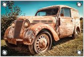 Tuinposter –Oude Verroestte Auto– 60x40 Foto op Tuinposter (wanddecoratie voor buiten en binnen)