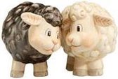 Goebel® - Kerst | Decoratief beeld / figuur "Schapen Berlyn en Leni" | Aardewerk, 8cm