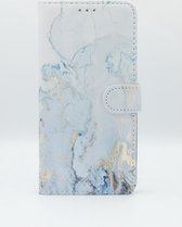 P.C.K. Hoesje/Boekhoesje/Bookcase goud met blauw marmer print geschikt voor Apple iPhone 6,7,8/SE 2020/SE 2022 MET GLASFOLIE