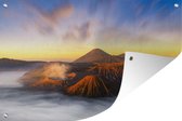 Tuindecoratie Zonsopgang bij het Nationaal park Bromo Tengger Semeru in Indonesië - 60x40 cm - Tuinposter - Tuindoek - Buitenposter