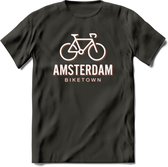 Amsterdam Bike Town T-Shirt | Souvenirs Holland Kleding | Dames / Heren / Unisex Koningsdag shirt | Grappig Nederland Fiets Land Cadeau | - Donker Grijs - XXL