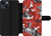 Étui pour téléphone iPhone 13 Bookcase - Rouge avec motif camouflage gris - Avec poches - Étui portefeuille avec fermeture magnétique