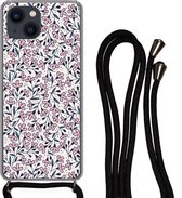 Hoesje met koord Geschikt voor iPhone 13 - Meiden - Bloemen - Roze - Patronen - Girl - Kids - Kinderen - Meisjes - Siliconen - Crossbody - Backcover met Koord - Telefoonhoesje met koord - Hoesje met touw