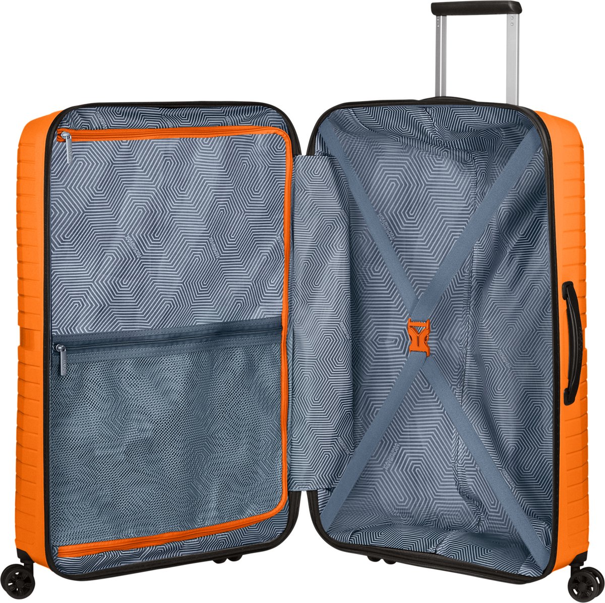 American Tourister Airconic Spinner 77cm