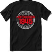 1945 Limited Edition | Feest Kado T-Shirt Heren - Dames | Zilver - Rood | Perfect Verjaardag Cadeau Shirt | Grappige Spreuken - Zinnen - Teksten | Maat L