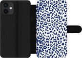 Bookcase Geschikt voor iPhone 12 Mini telefoonhoesje - Panterprint - Blauw - Abstract - Met vakjes - Wallet case met magneetsluiting