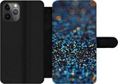 Bookcase Geschikt voor iPhone 11 Pro telefoonhoesje - Glitter - Blauw - Abstract - Design - Met vakjes - Wallet case met magneetsluiting