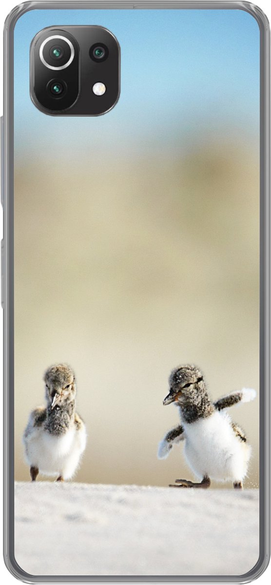 Telefoonhoesje Geschikt voor Xiaomi Mi 11 Lite hoesje - Jongen - Zand - Vogels - Siliconen Telefoonhoesje Telefoonhoesje