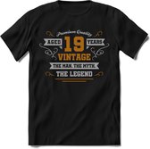19 Jaar Legend - Feest kado T-Shirt Heren / Dames - Zilver / Goud - Perfect Verjaardag Cadeau Shirt - grappige Spreuken, Zinnen en Teksten. Maat XL